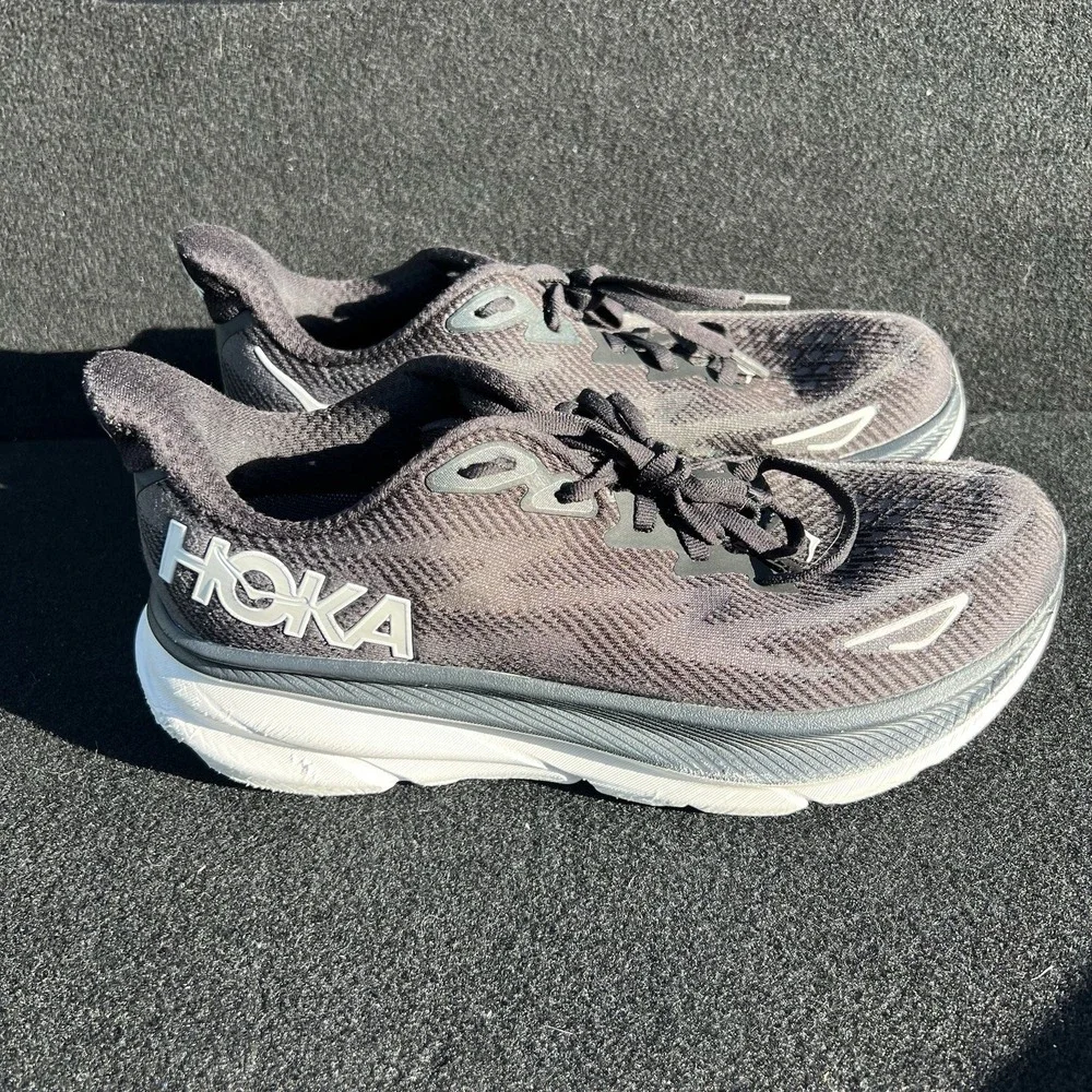 Hoka One One Women's Clifton 9 1127896 BWHT Black Running Shoes Size 8.5 B